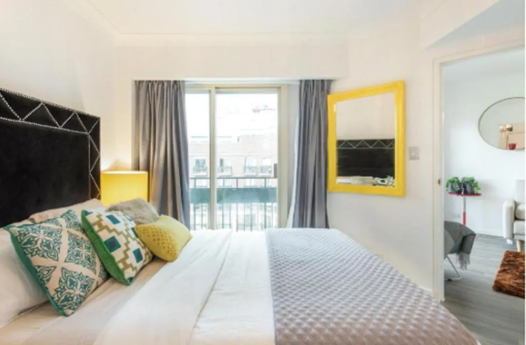 123 Apartment In Ben Van Don Street Ho Si Minh-város 0*,