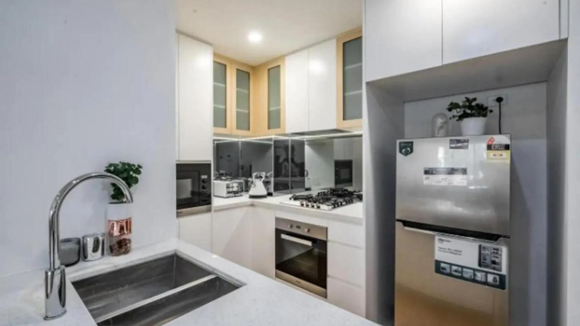 123 Apartment In Ben Van Don Street Ho Si Minh-város 0*,