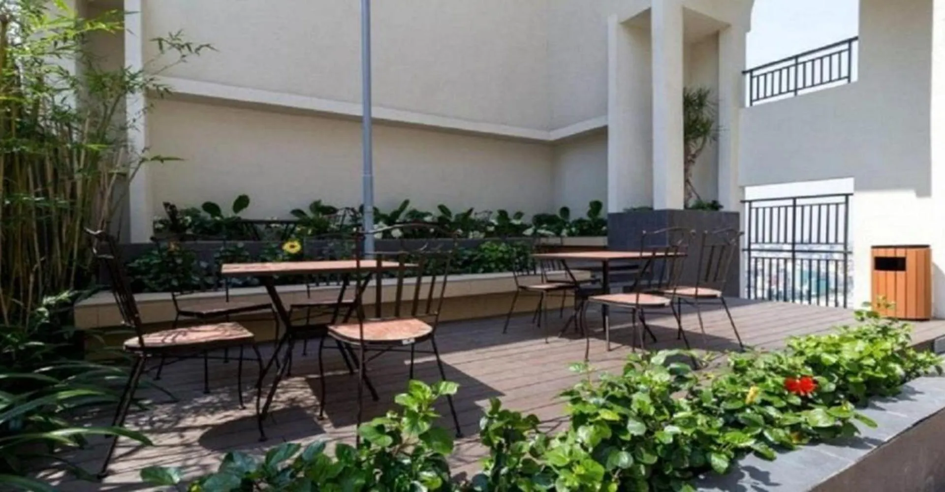 123 Apartment In Ben Van Don Street Ho Chi Minh City