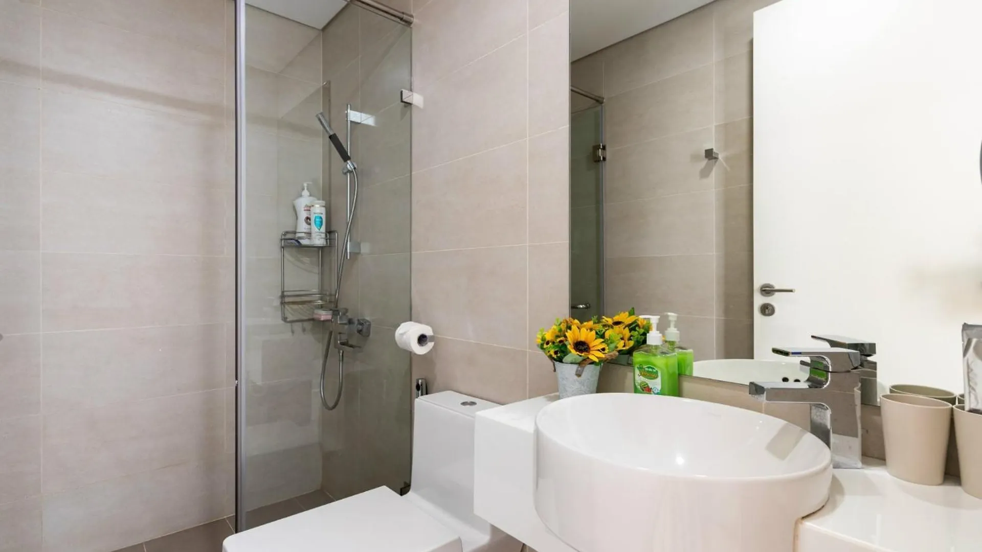 123 Apartment In Ben Van Don Street Ho Chi Minh City Vietnam