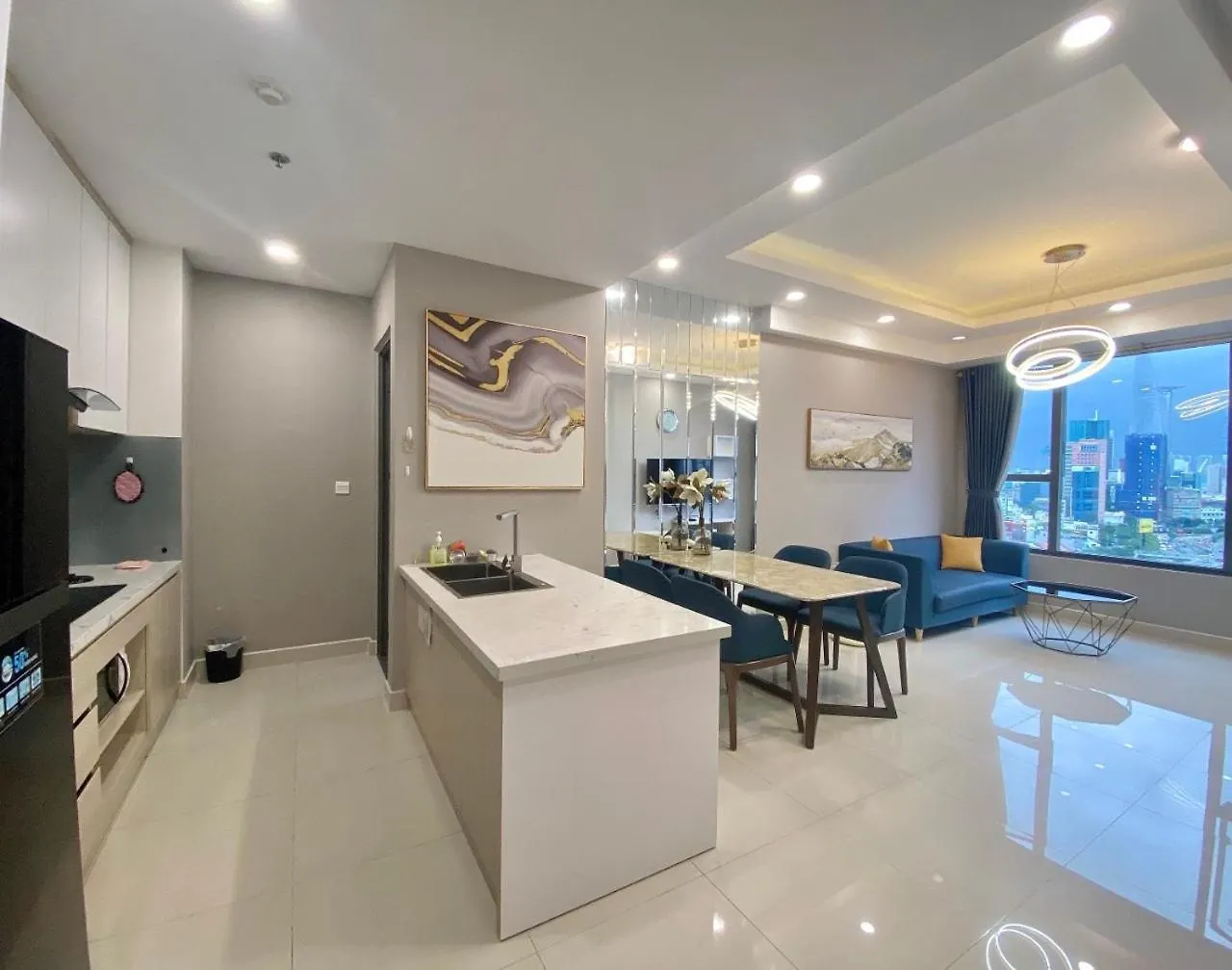 123 Apartment In Ben Van Don Street Ho Chi Minh City